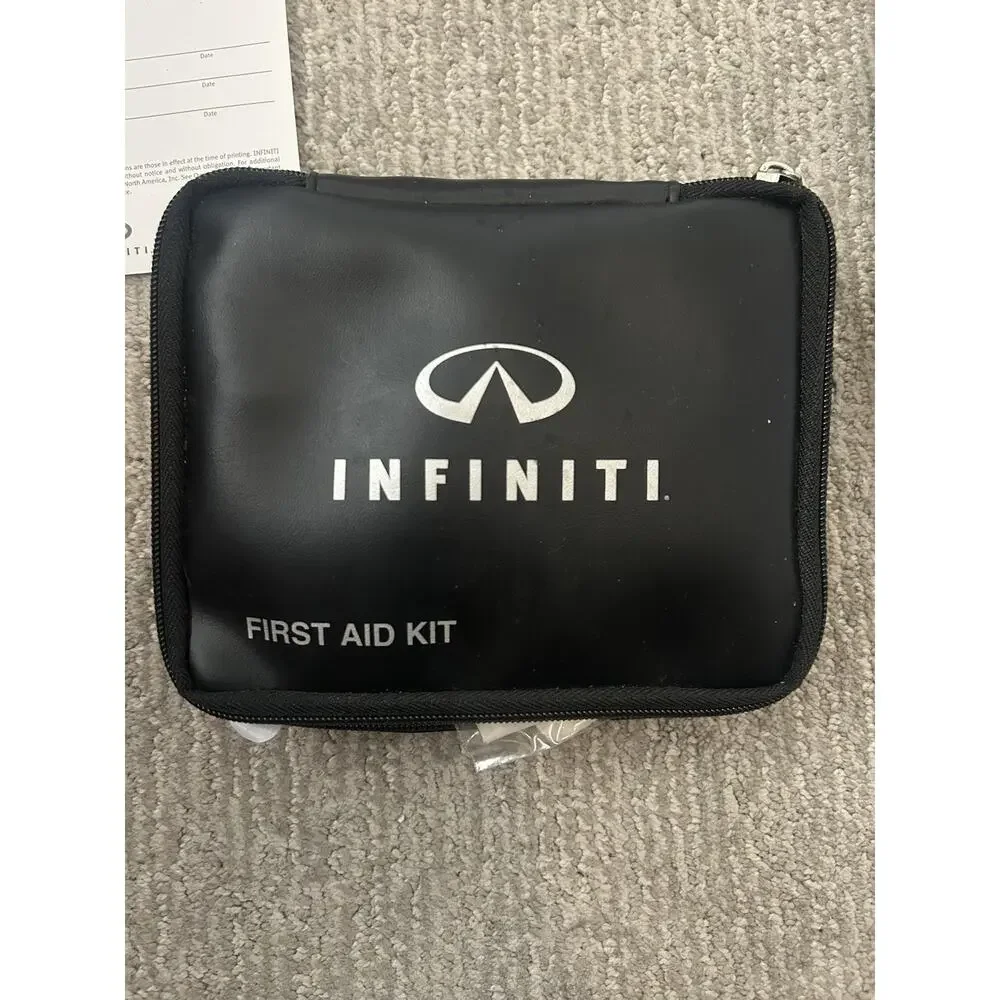 2012 Infiniti G37 AWD Owners Manual, Case, First Aid kit, and Maintenance Guide
